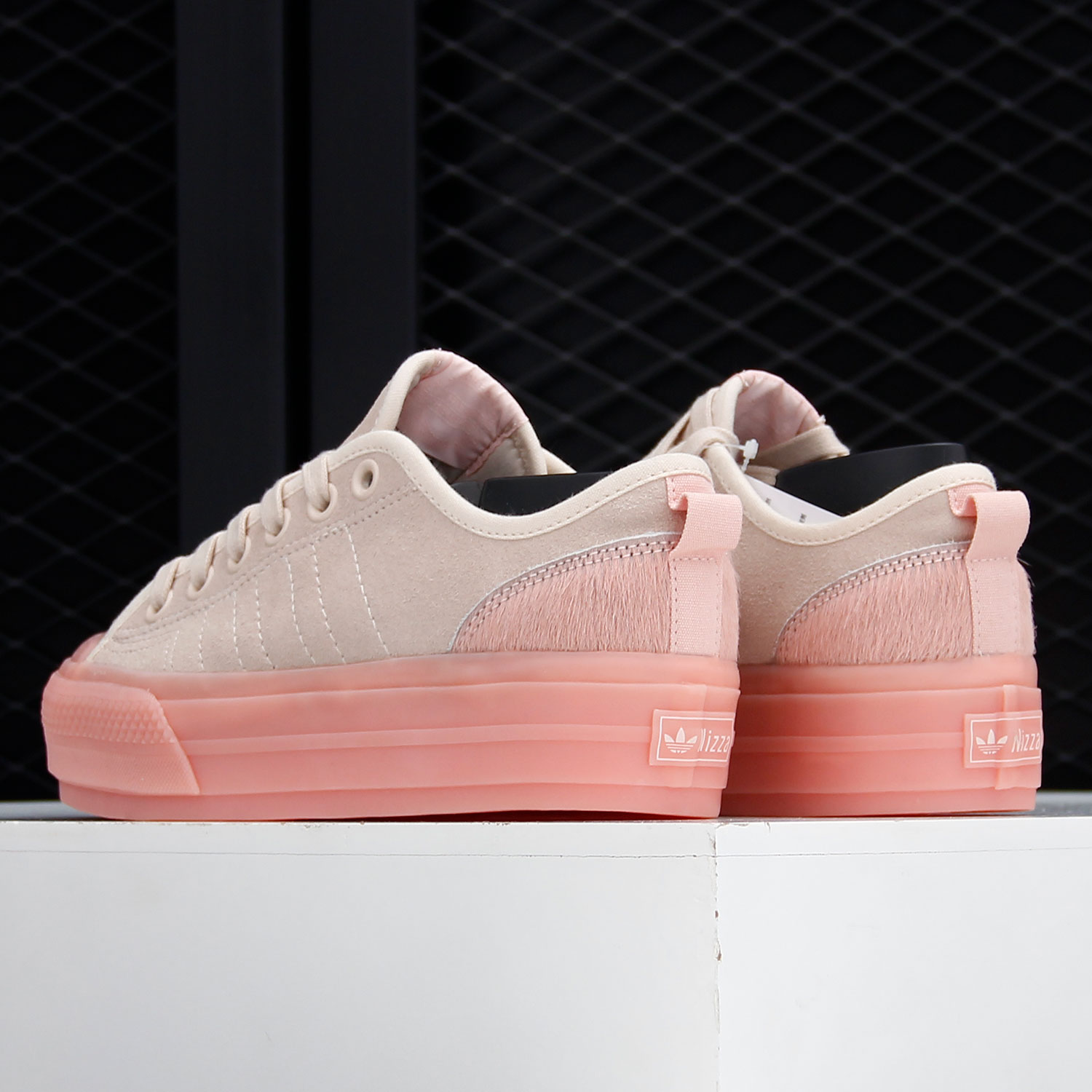アディダス 正規品 オリジナルズ レディース NIZZA ス - Adidas Shoes Gazelle のレビューと価格